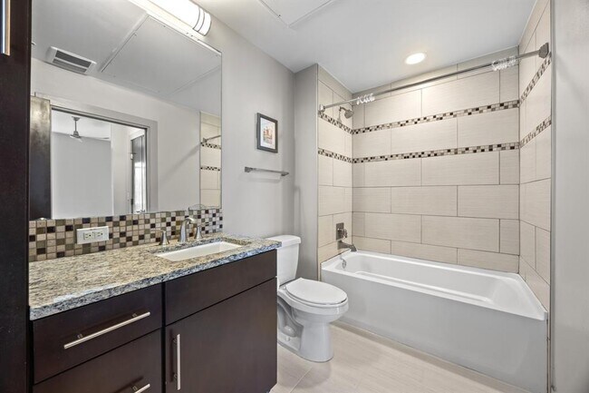 Building Photo - 1320 Robert Browning St