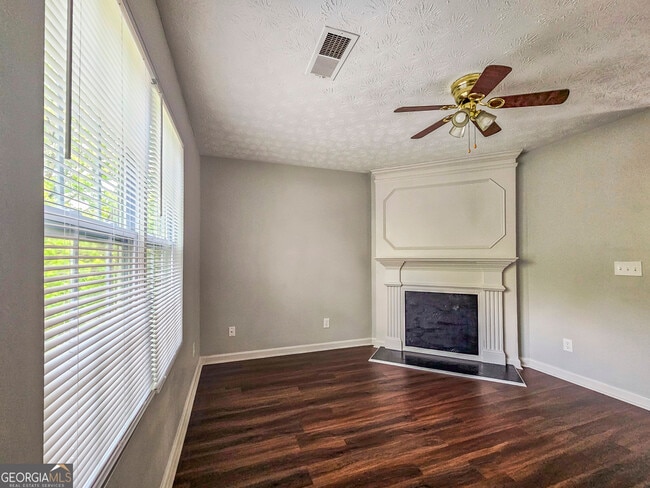 Building Photo - 3407 Homeward Trail