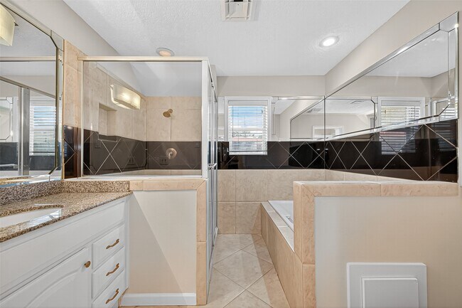 Building Photo - 7223 Alderney Dr