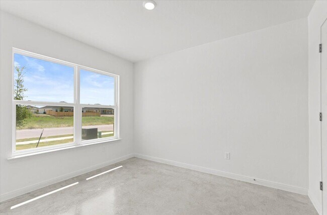 Building Photo - 911 Sevenleaf Ln