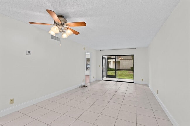 Building Photo - 3129 Millwood Terrace