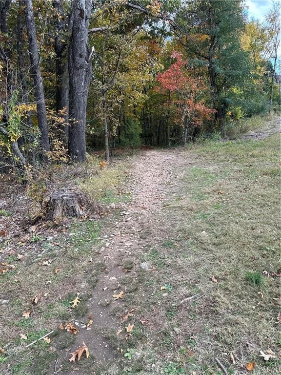 Building Photo - 9 E Elvendon Dr