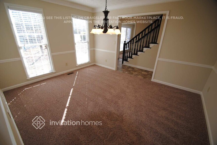 Building Photo - 941 David Dr
