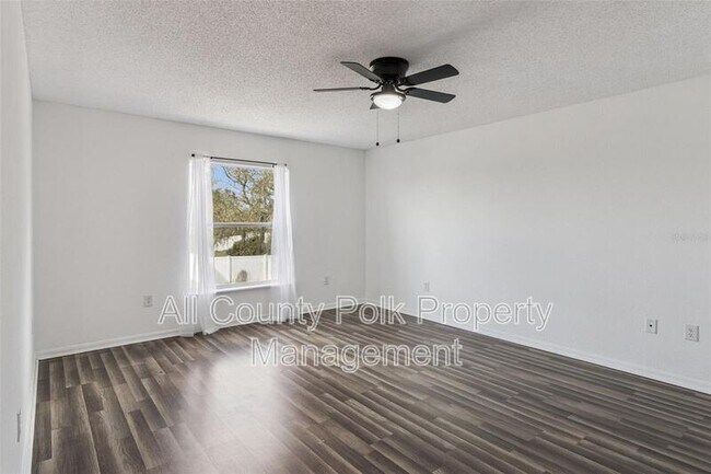Building Photo - 455 Danube Dr