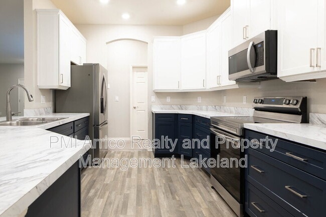 Building Photo - 1069 Montgomery Ln