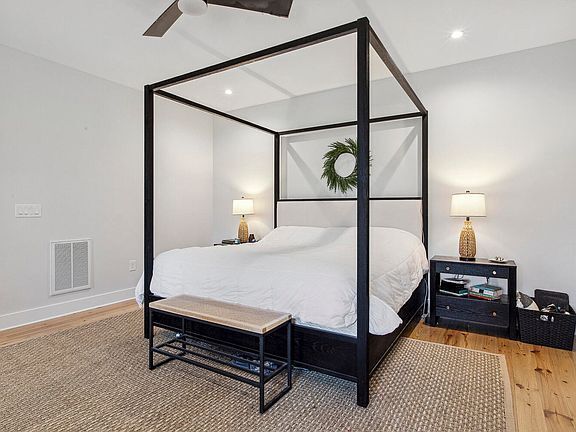 Building Photo - Build Equity While Leasing - Lease and Own...