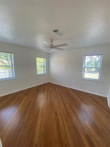 Building Photo - 470 W Purnell St
