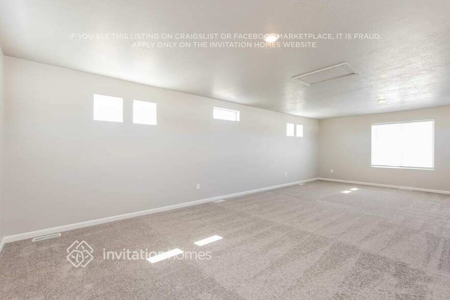 Building Photo - 379 Kanab Crk Dr
