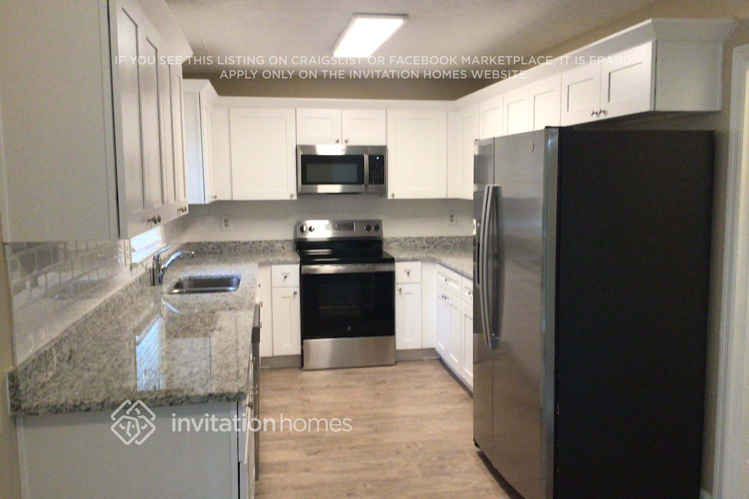 Building Photo - 921 David Dr