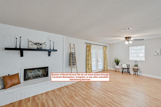 Building Photo - 320 Gardenia Ct