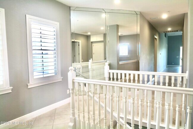 Building Photo - 112-112 Laterra Links Cir