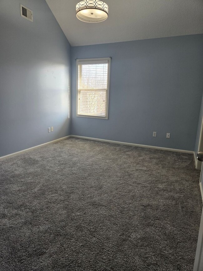 Building Photo - Beautiful Reserve at Heritage Park home!!!