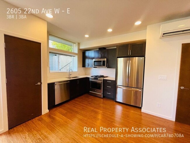 Building Photo - 2605 22nd Ave W