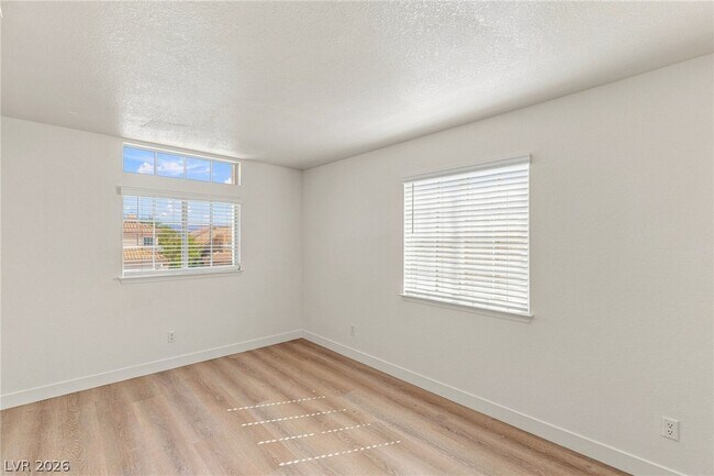 Building Photo - 9337 Mist Flower Cir