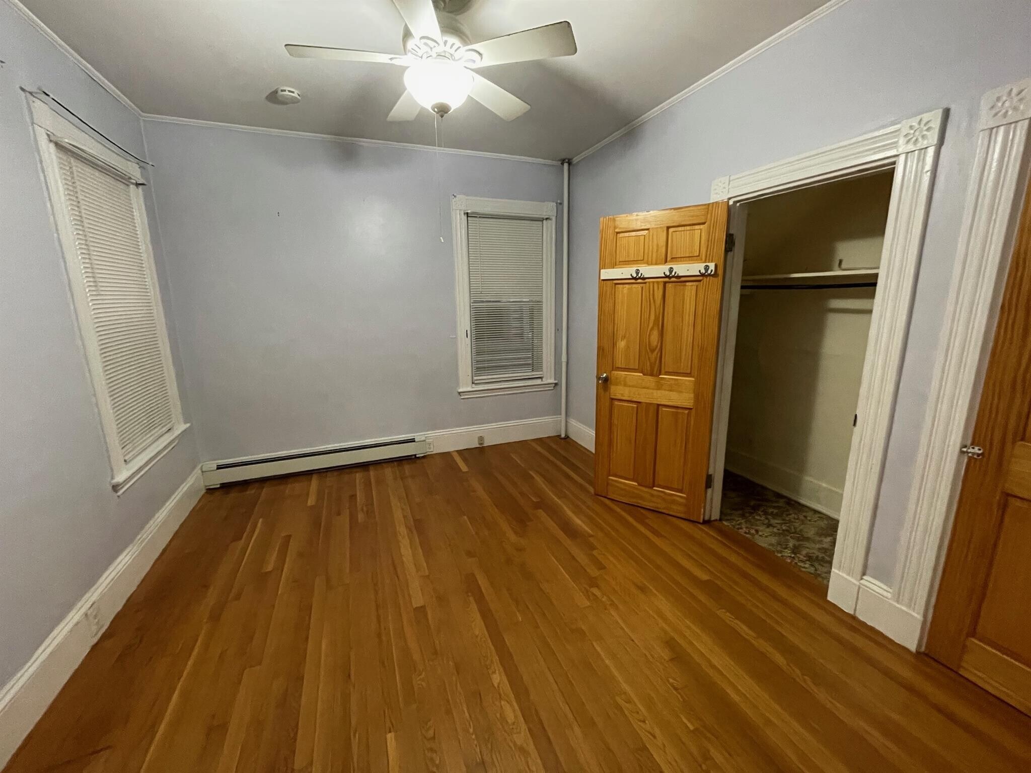 Building Photo - 578 Main St