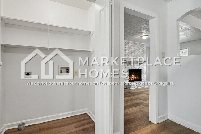 Building Photo - 4118 Ponderosa Dr SW