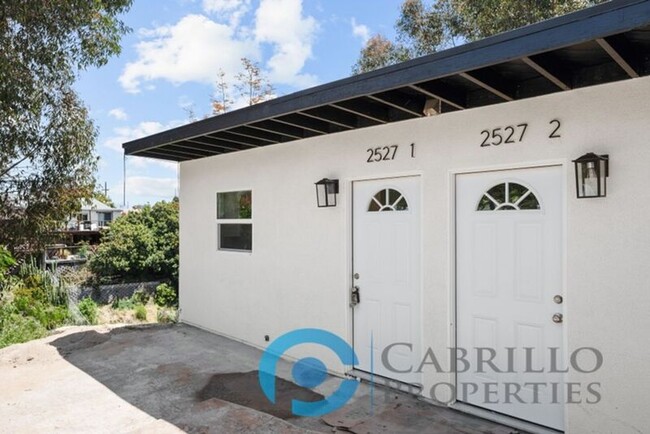 Building Photo - 2527 Tuberose St