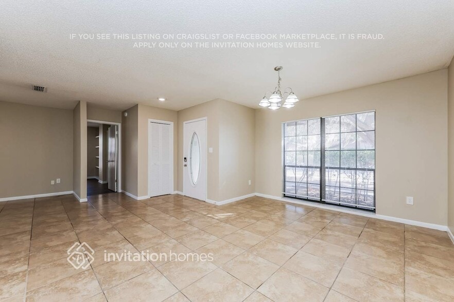 Building Photo - 1204 Letona Ln