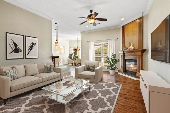 Building Photo - Wonderful home centrally located in Centerton with SOLAR - cut your electric bill down tremendously!