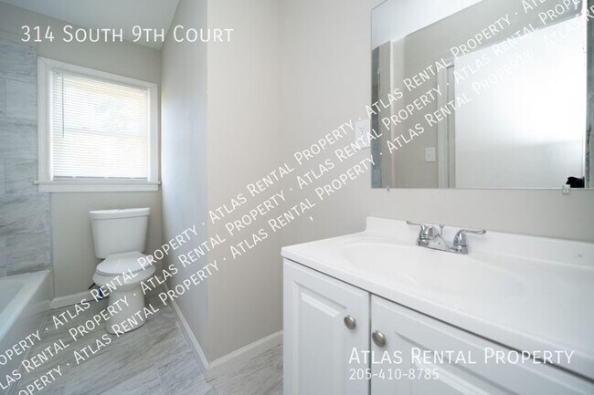 Building Photo - 314 9th Ct S
