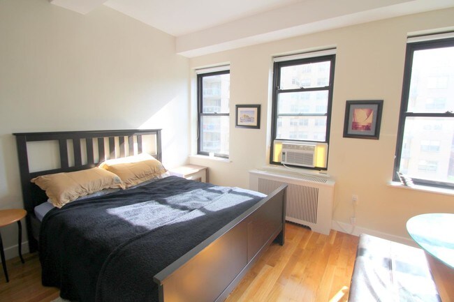 Building Photo - 400 East 57th Street