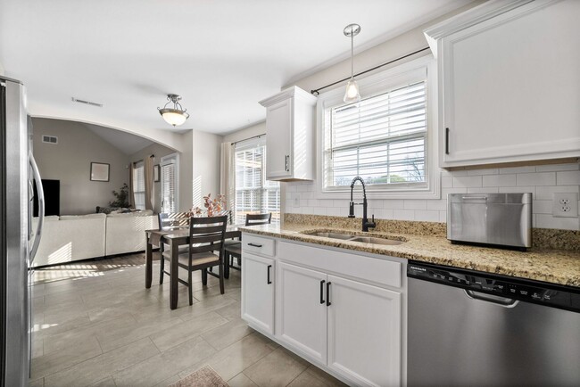 Building Photo - 129 Ambridge St