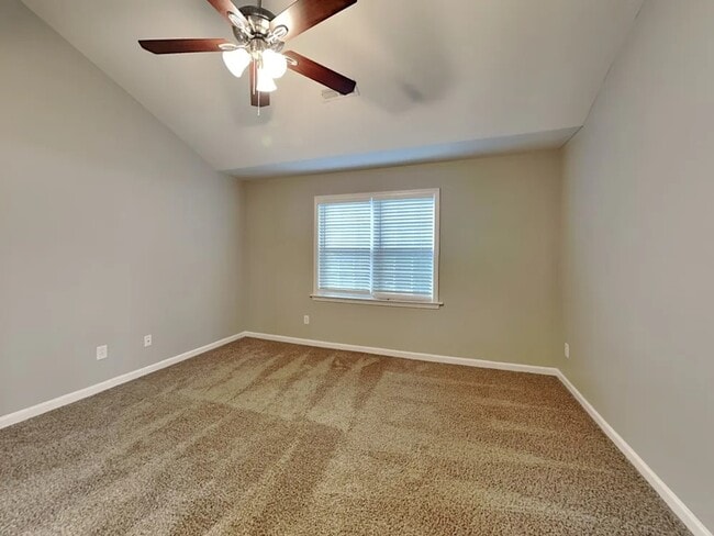 Building Photo - 3966 Heather View Ln