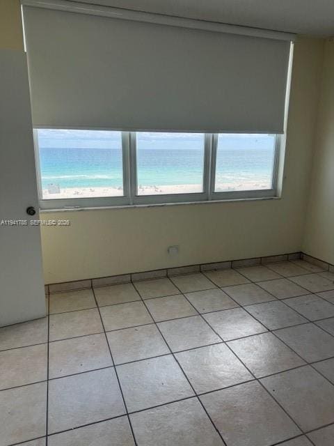 Building Photo - 5601 Collins Ave