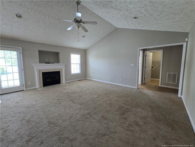 Building Photo - 1019 Canter Ln