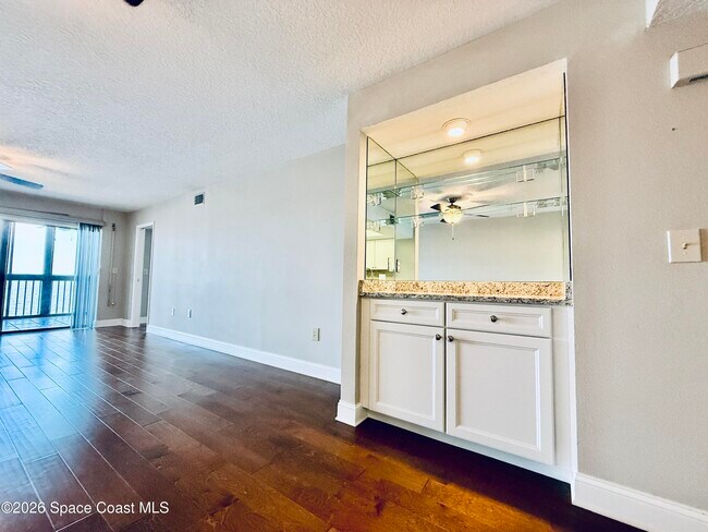 Building Photo - 250 S Sykes Creek Pkwy