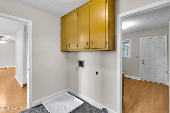 Building Photo - 209 McCoy Ave