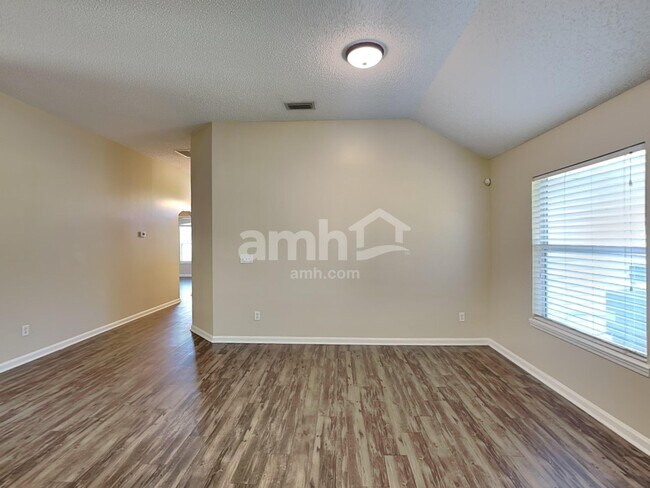 Building Photo - 6037 Scenic Meadow Ln