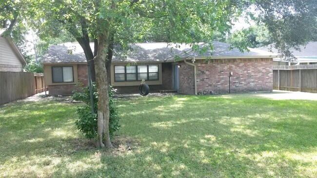 Building Photo - 11307 Rousseau Dr