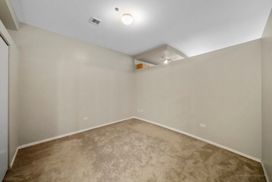 Building Photo - 208 W Washington St