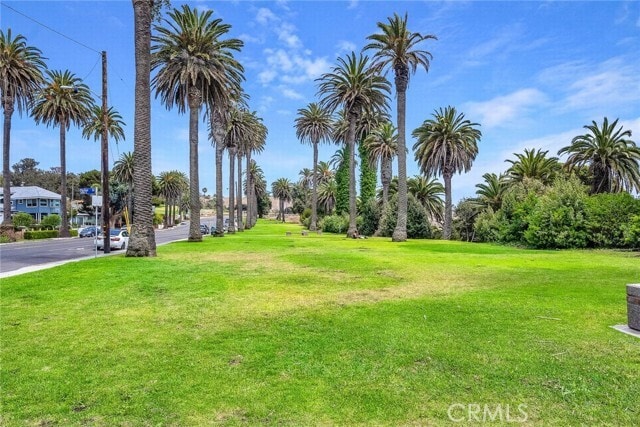 Building Photo - 962 W Paseo Del Mar