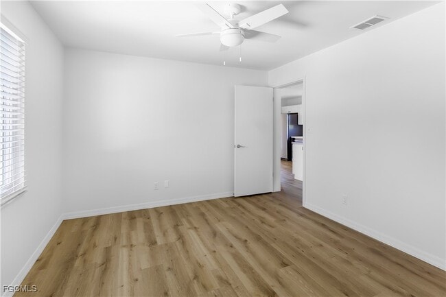 Building Photo - 10697 Holly Rd