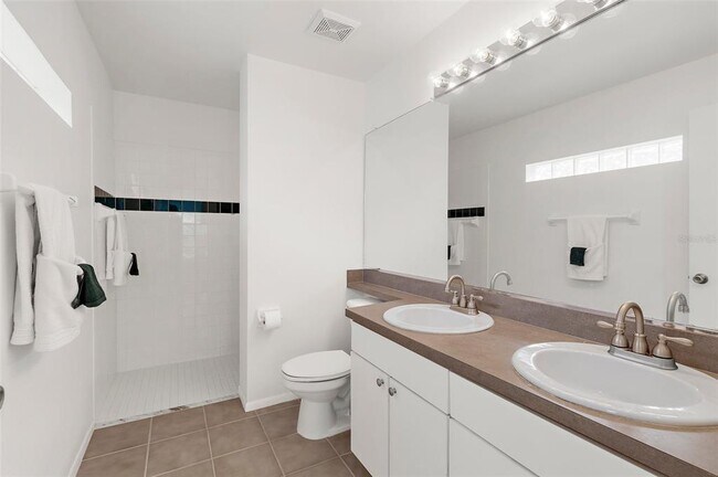 Building Photo - 4515 50th Dr W