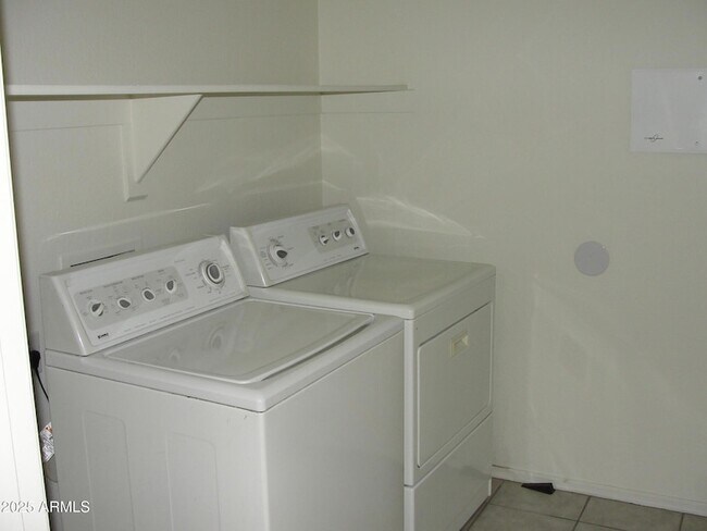 Building Photo - 3609 W Keller Ct