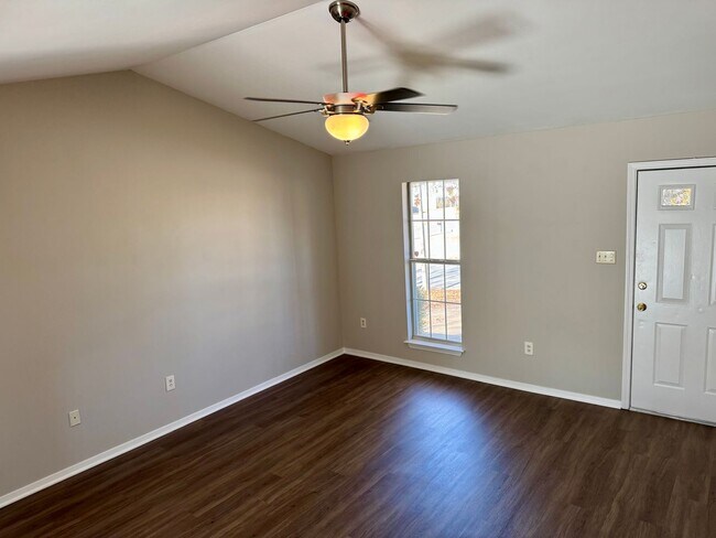 Building Photo - 4289 Brighton Dr