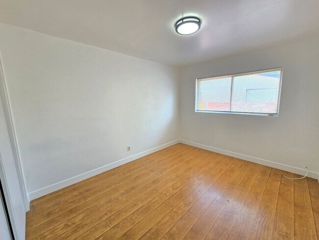Building Photo - 44221 4th St E