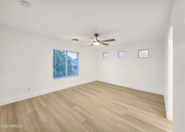 Building Photo - 22276 W Devin Dr