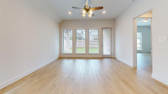 Building Photo - 624 Sand Branch Dr