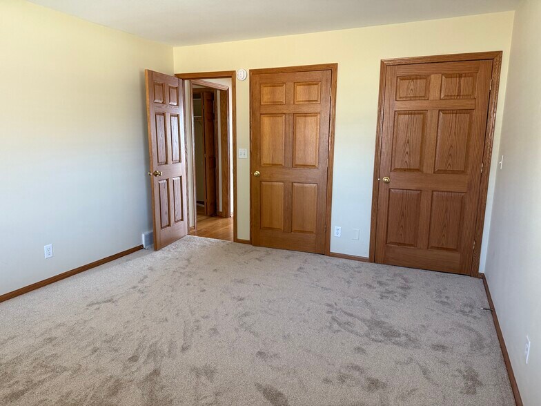 Building Photo - W9206 Ripley Rd