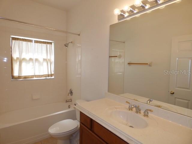 Building Photo - 2630 Lookout Ln