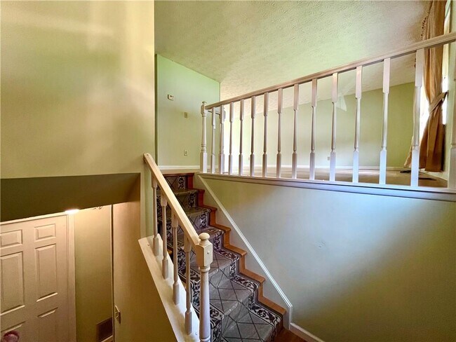 Building Photo - 6775 Windfaire Dr
