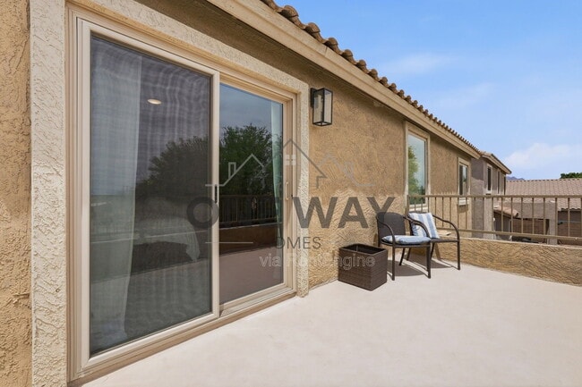 Building Photo - 8953 E Hillview St