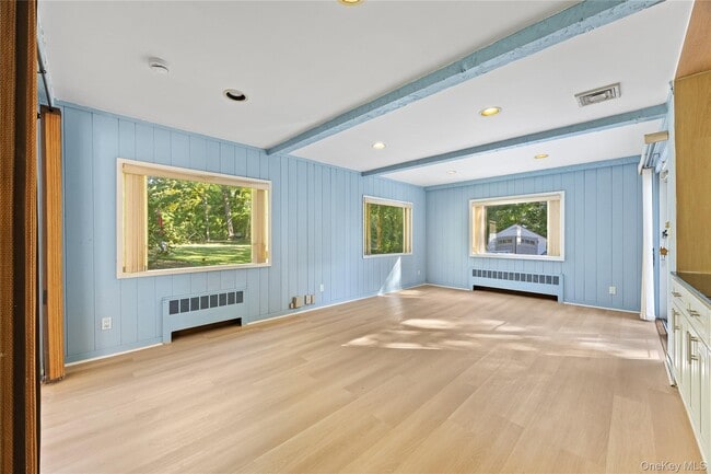 Building Photo - 2 Dale Carnegie Ct