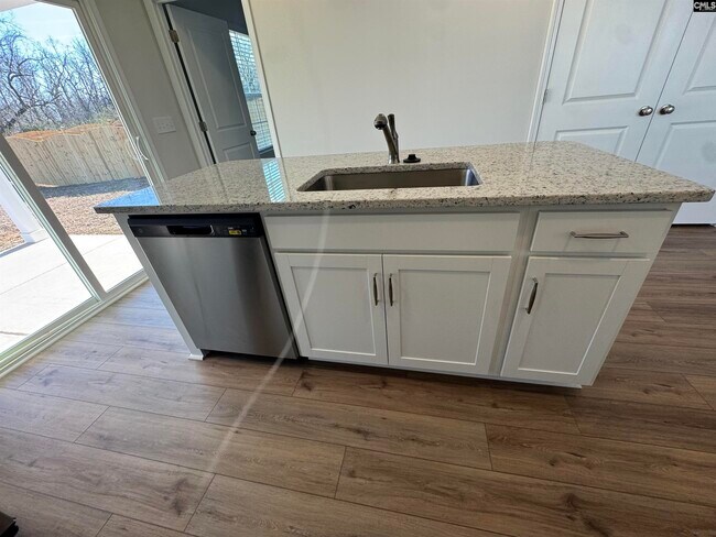 Building Photo - 269 Bangalore Wy