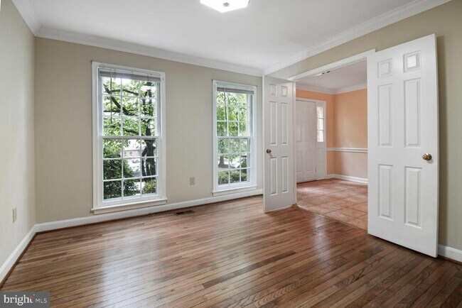 Building Photo - 8217 Lochinver Ln