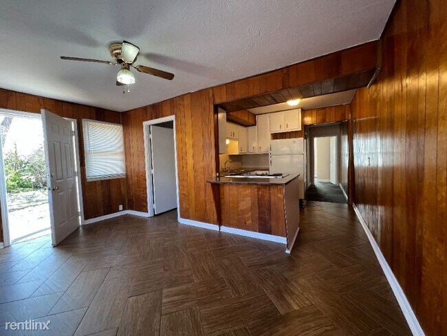 Building Photo - 2 br, 1 bath House - 916 S. Clifton Ave B ...